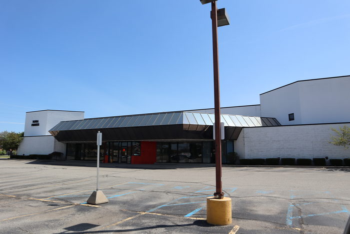 Americana West 6 - Old Theater Building May 9 2022 (newer photo)